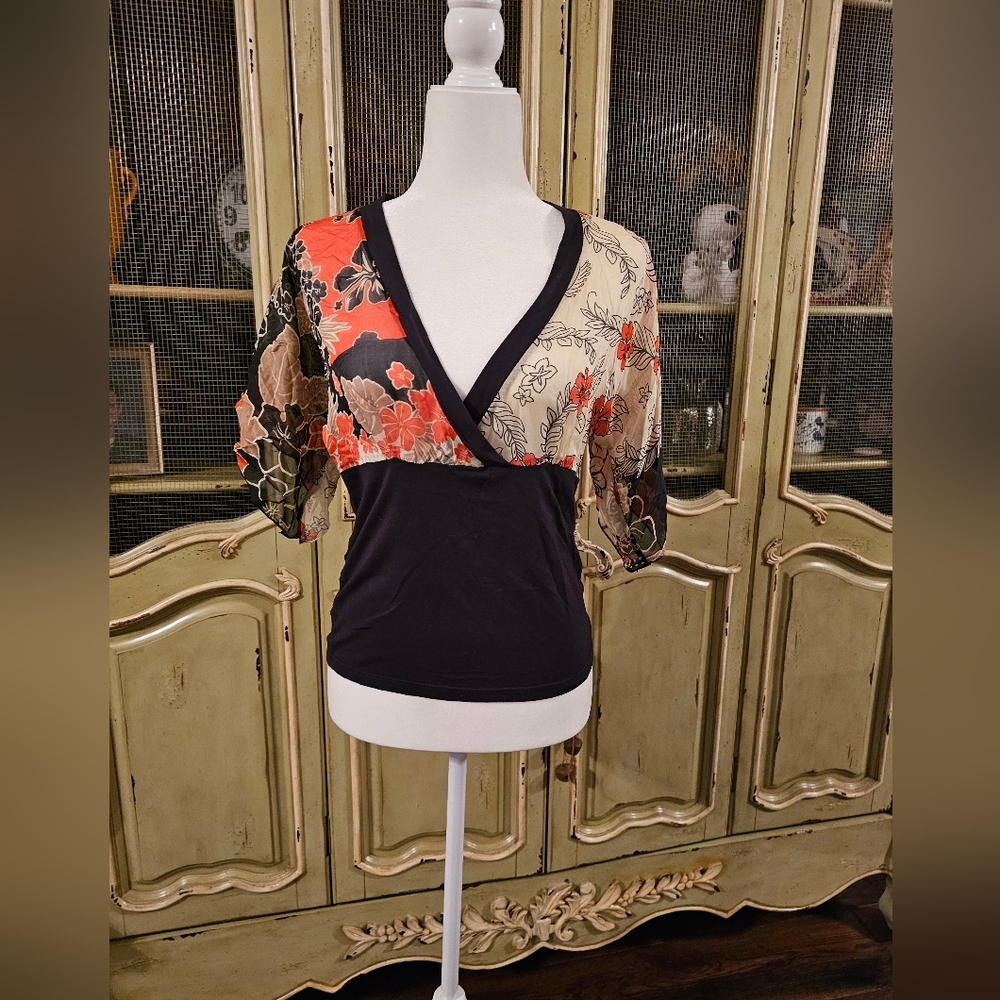 Canvas Backs women's top. Size Small.